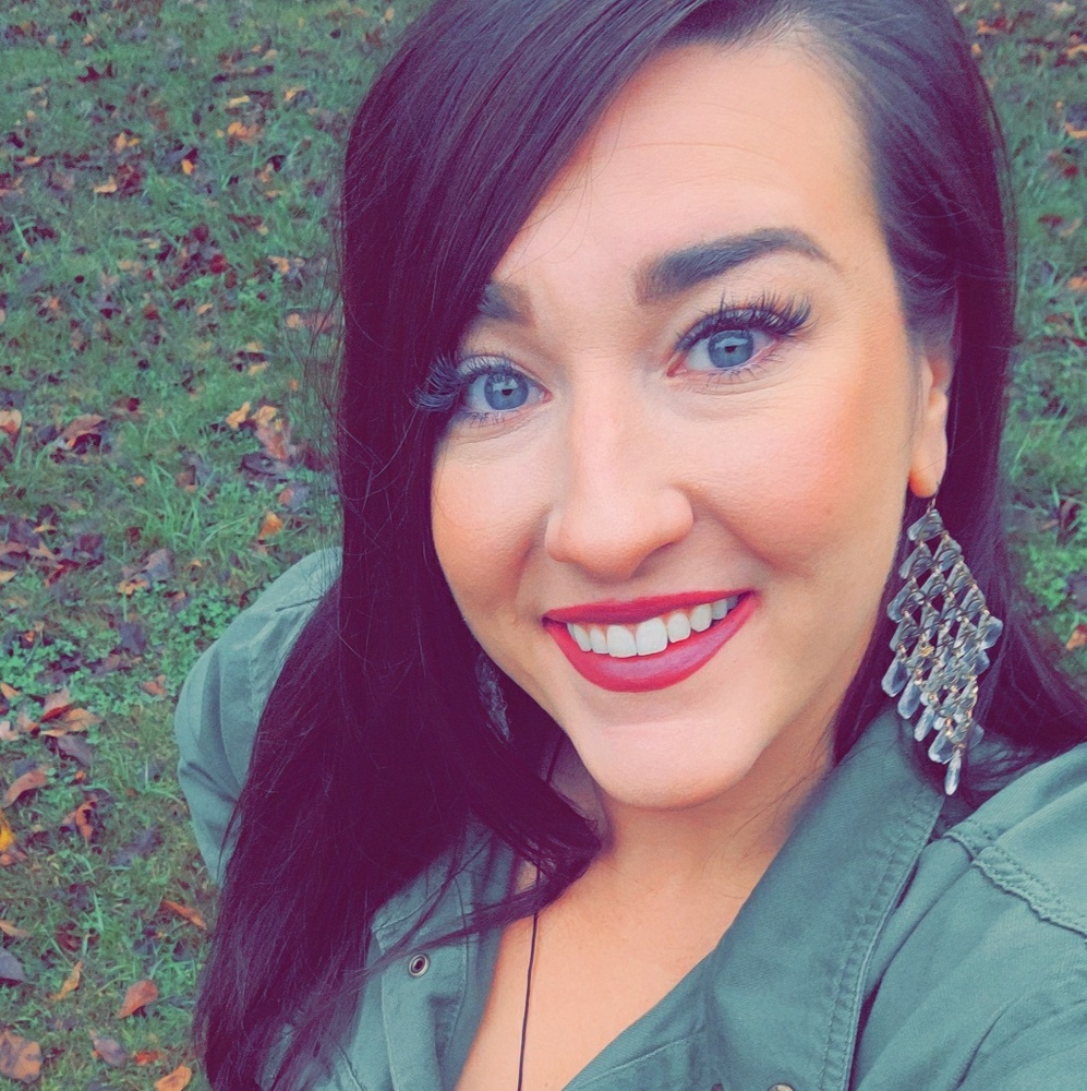 Meet your Posher, Lisa